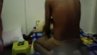 عنتيل مصري ينزل نيك ودعك في شرموطة علي سرير الإباحية