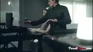 مغامرة أريا لي الشرجية مع قضيب داني براون الكبير