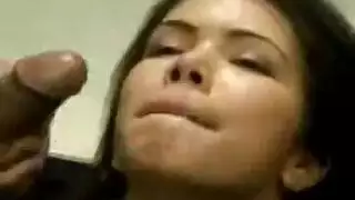 أكل فرج أملس يقود إلى جماع شرجي صعب بين صديقتين