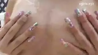 جمال أسمر حار في مشهد نكاح إباحي مزدوج صريح