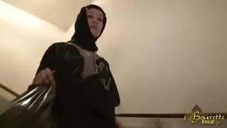 سكسي اغتصاب بنت صغيره في البيت حتى الدم يجري