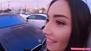 آريا لي وليزا آن في علاقة جنسية ثلاثية صريحة في الهواء الطلق