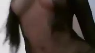 مغنية تمص وتضاجع في الطبيعة مص إلى وضعية الكلب