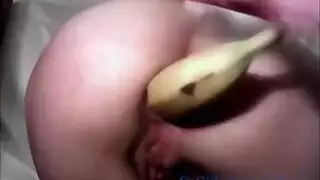 ثلاثي مراهقين: مؤخرة ساخنة تُدك بعمق بدسار عملاق